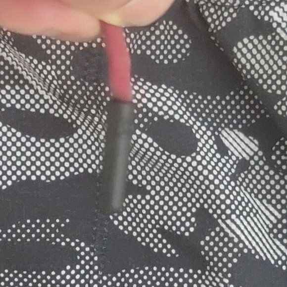 Lululemon Mens Size Small Black Camo Shorts - Picture 2 of 8